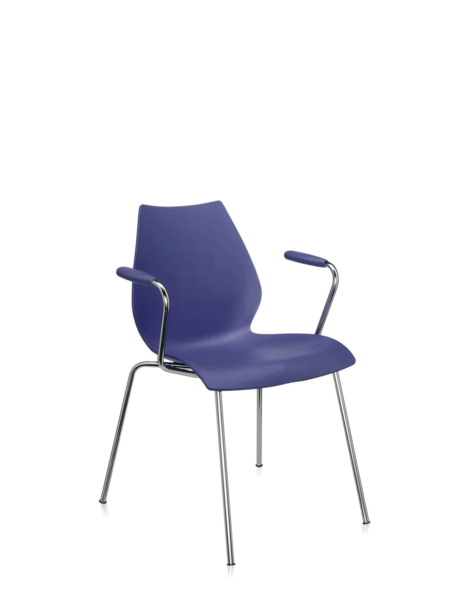 Kartell Maui -fauteuil, marineblauw