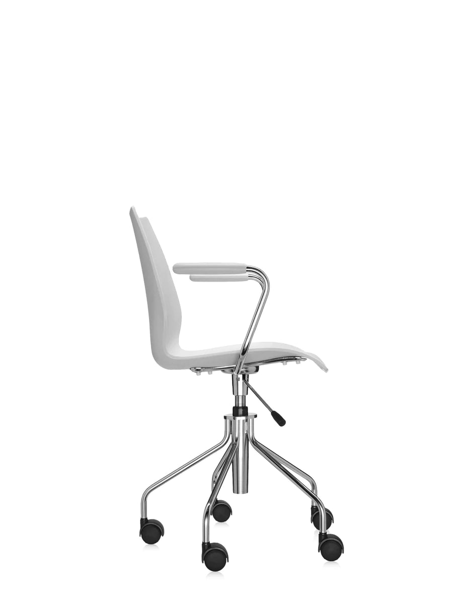 Kartell Maui Swivel lenestol, sinkhvit