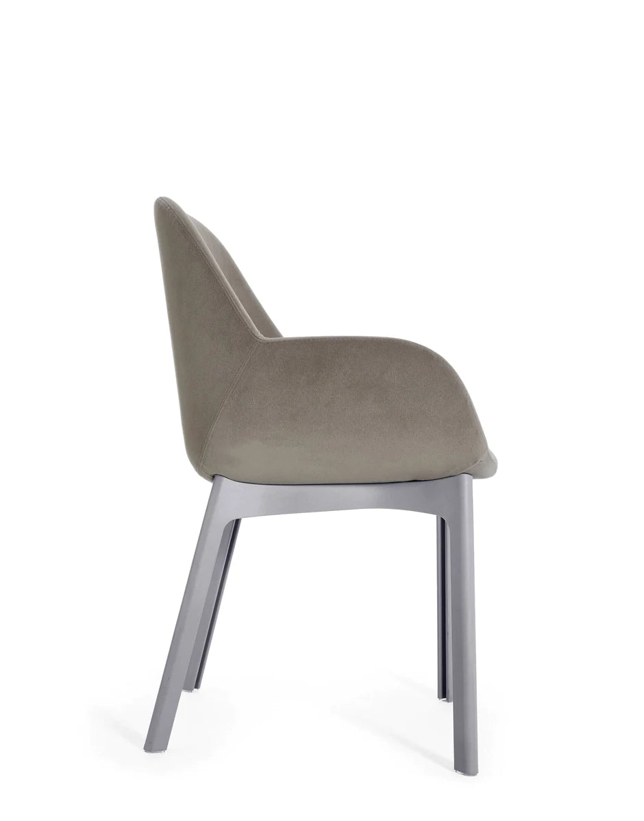 Kartell -Klatschen Aquaclean -Sessel, Grau/Ecru