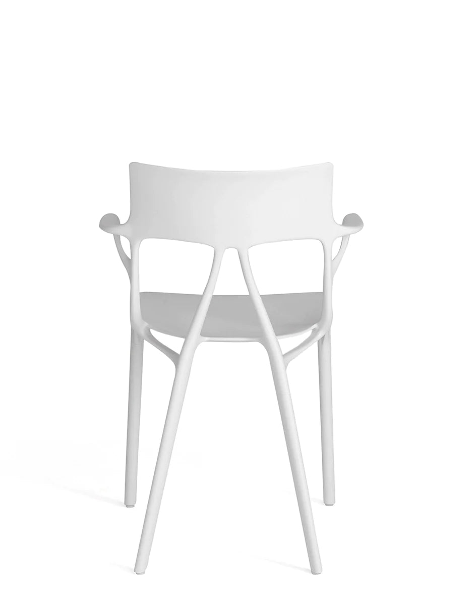 Kartell A.I.椅子，白色