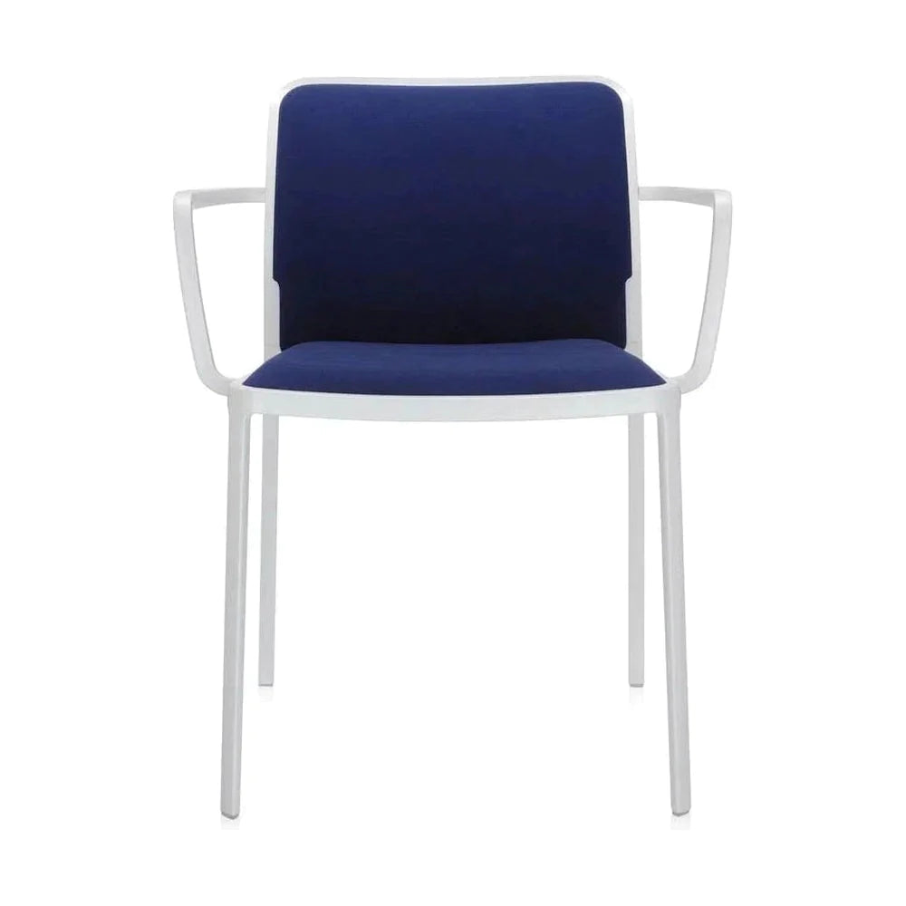 Kartell audrey pehmeä nojatuoli, valkoinen/sininen