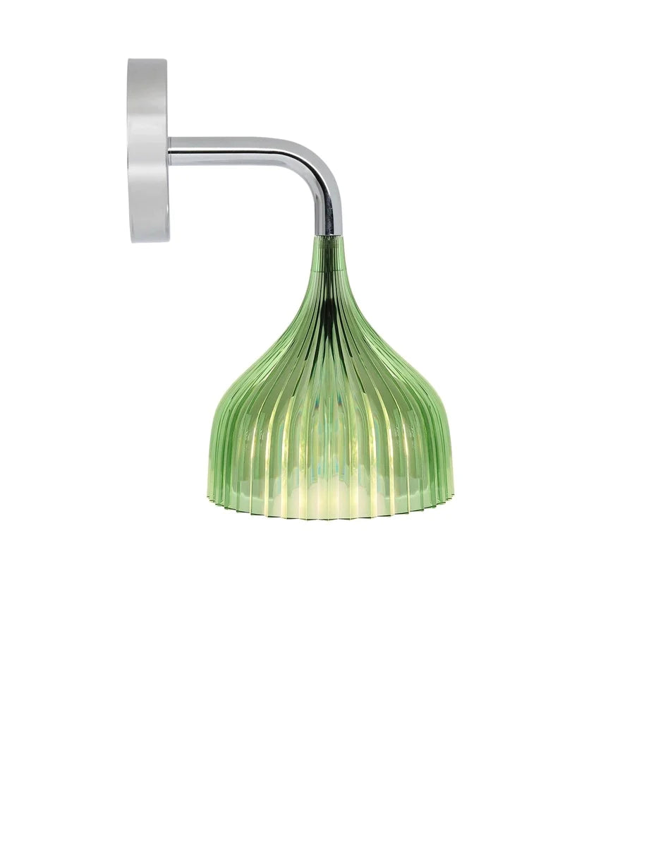 Kartell e 'vägglampa, grön