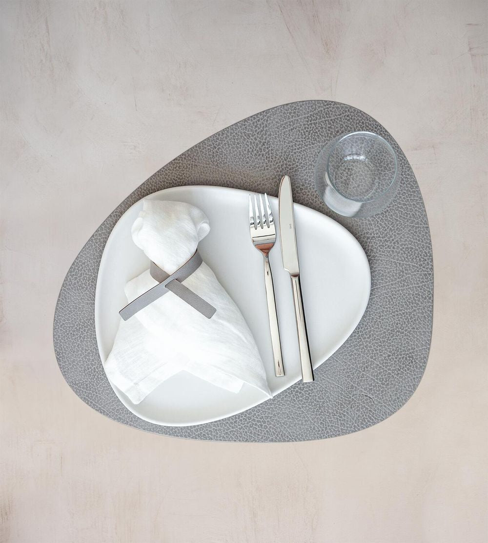 Lind DNA Curve Placemat Hippo Leather L, Anthracite Gray