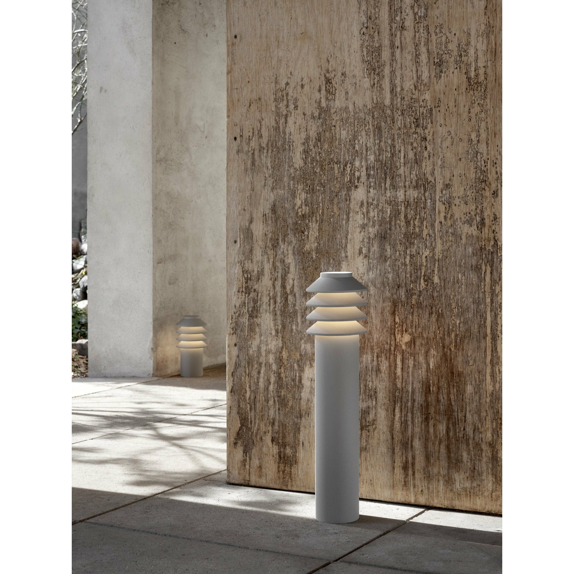 Louis Poulsen Bysted Garden Bollard Lamp Large Aluminium Led 3000 K With Earth Piece O/Adapter