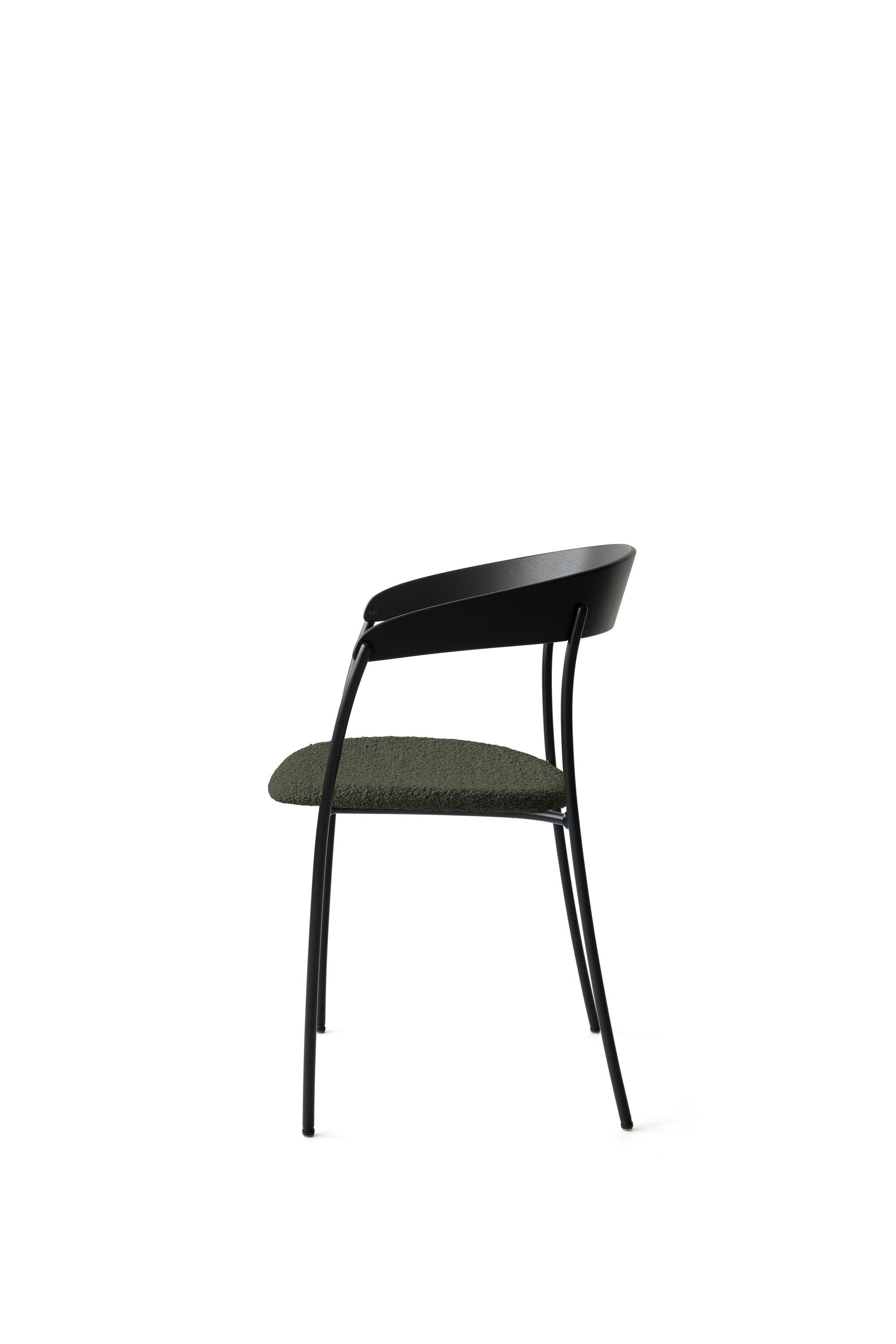 New Works Ontbrekende fauteuil zwarte eik, dennen