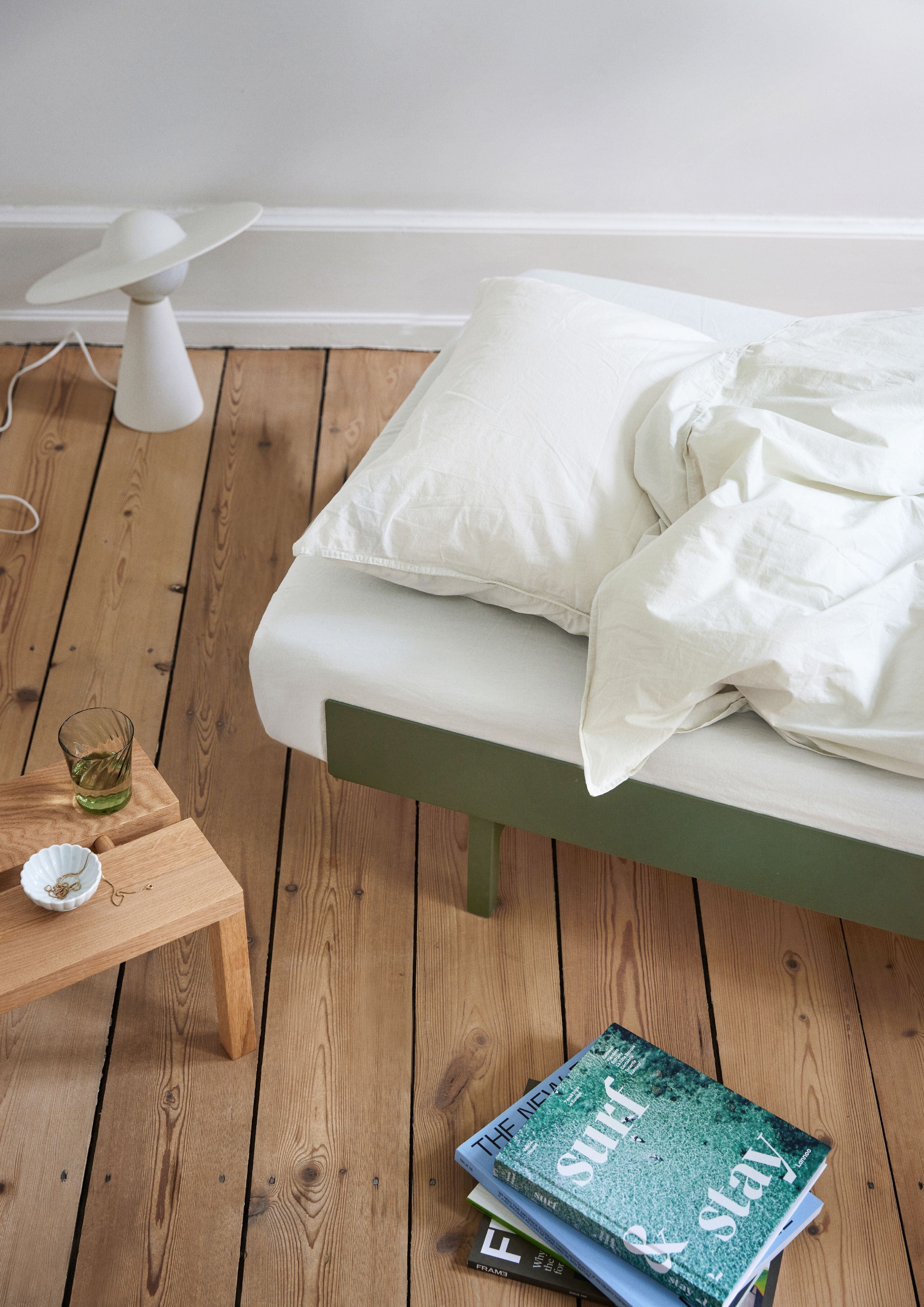 Moebe床，带1床桌90厘米，松绿色
