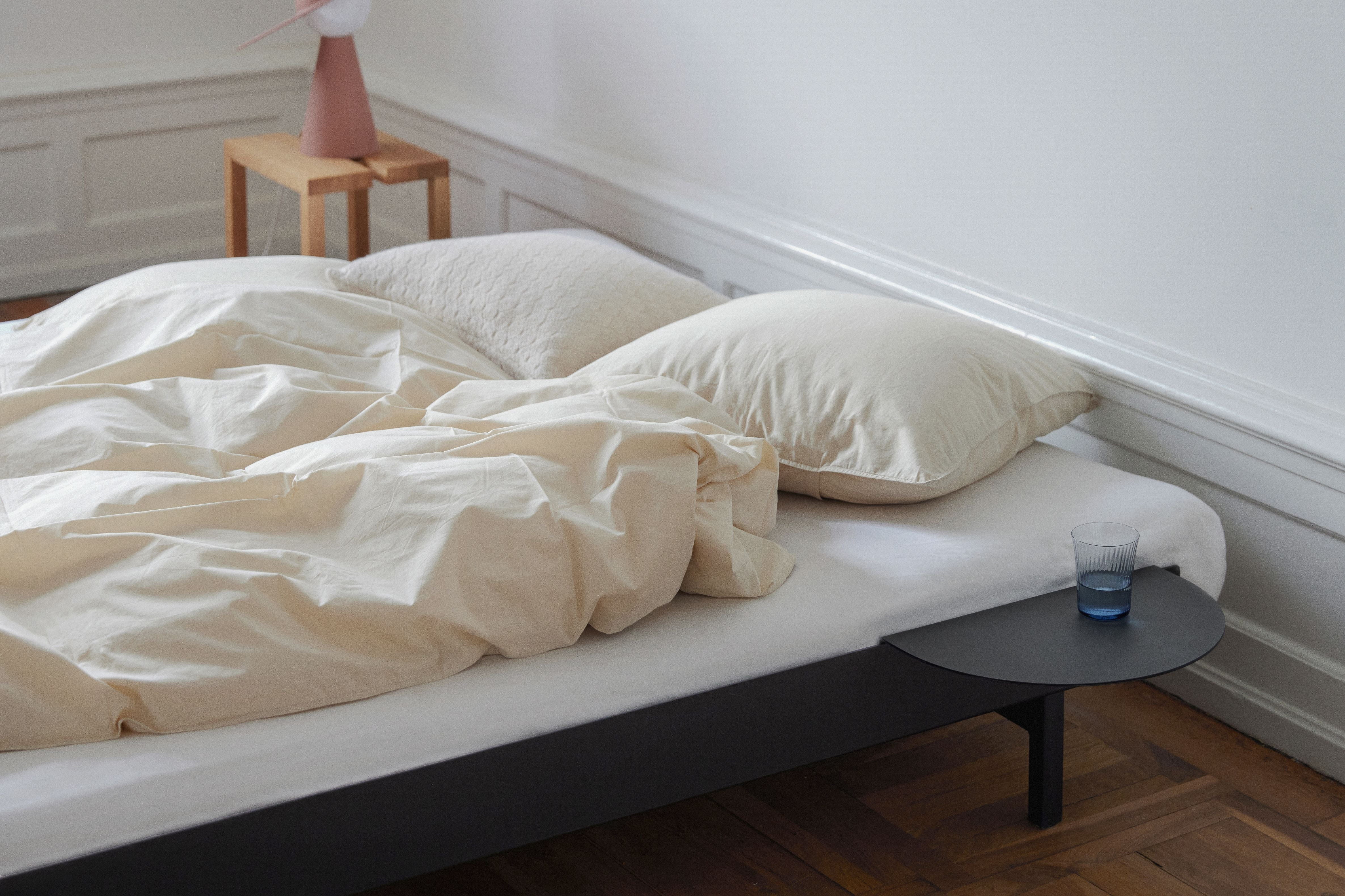 Moebe Bett mit 2 Nachttischen 90 180 cm, schwarz