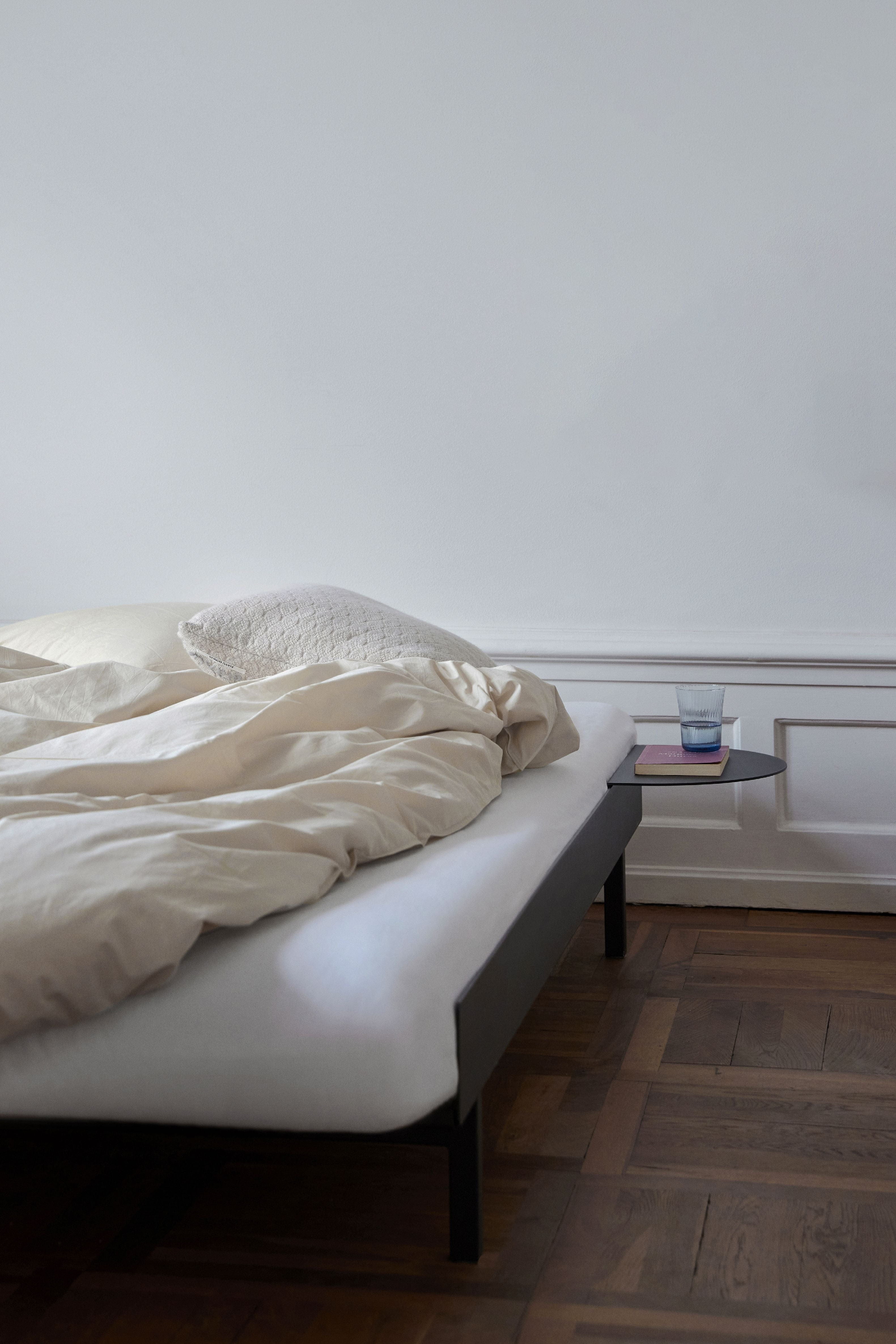 Moebe Bett mit 2 Nachttischen 90 180 cm, schwarz