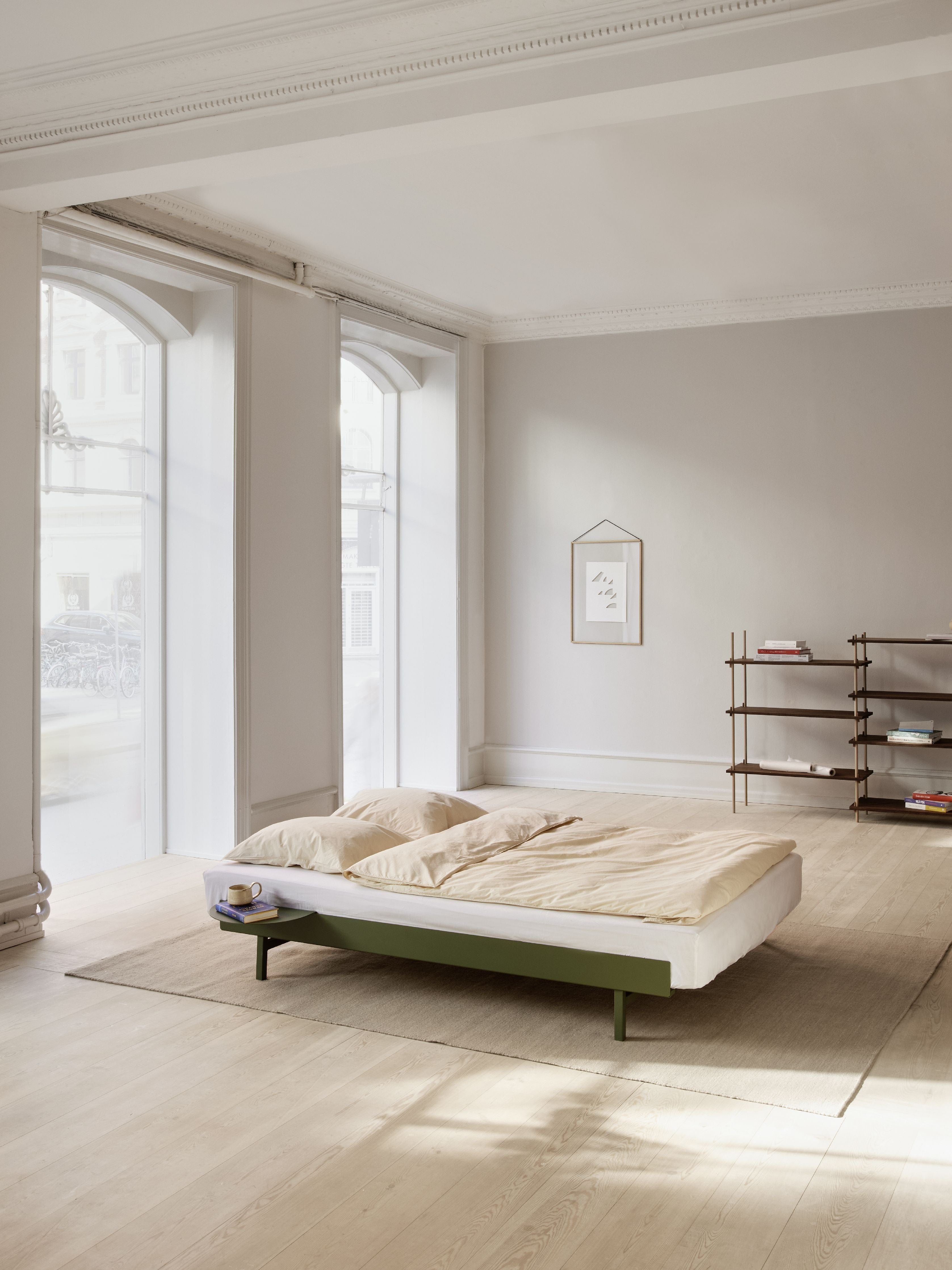 Moebe Bett mit Bettlatten 160 cm, Kieferngrün