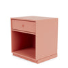 Montana Dream Nightstand avec du socle de 3 cm rouge rhubarbe