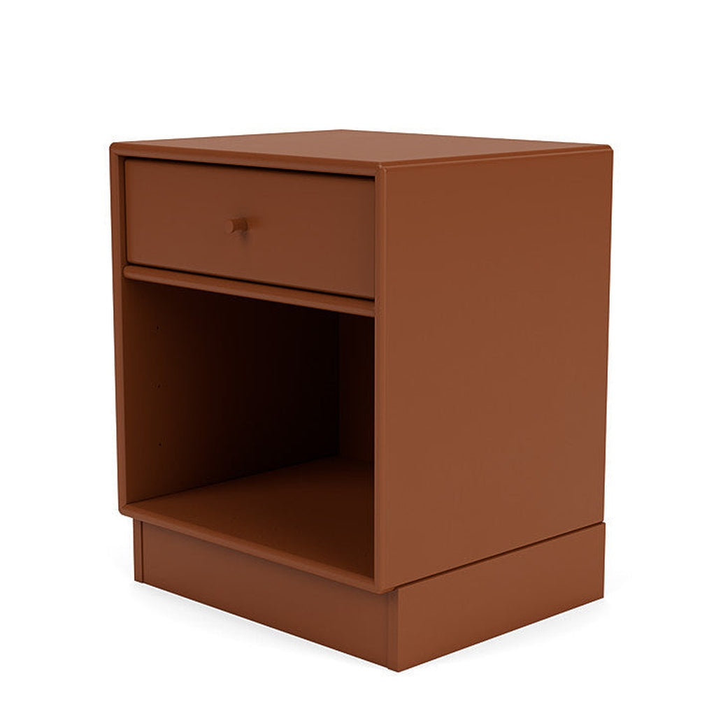 Montana Dream Nightstand med 7 cm sockel, hasselnötbrun