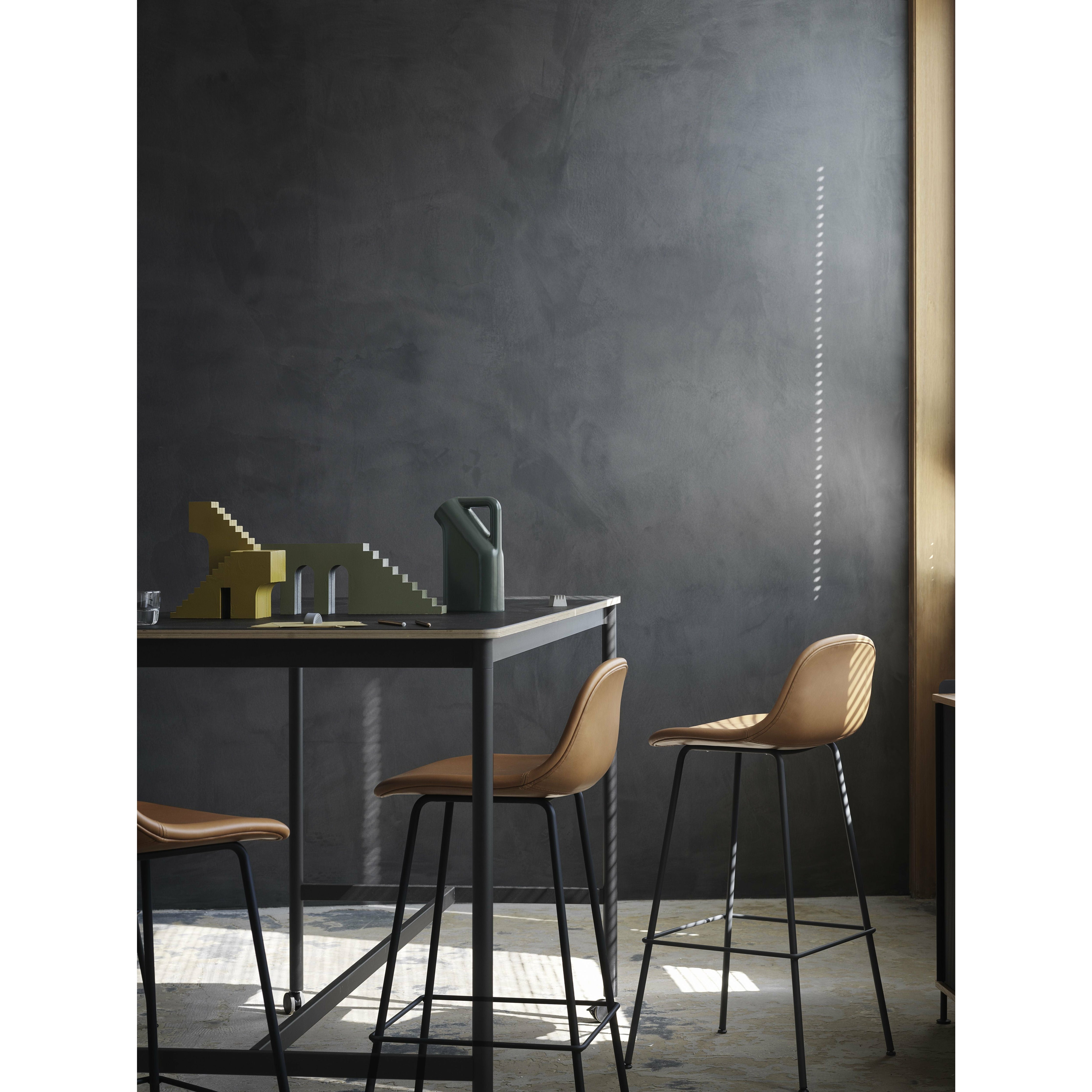 Muuto Base High Table M. Rolls 190x85x105 cm，黑色油毡/黑色胶合板