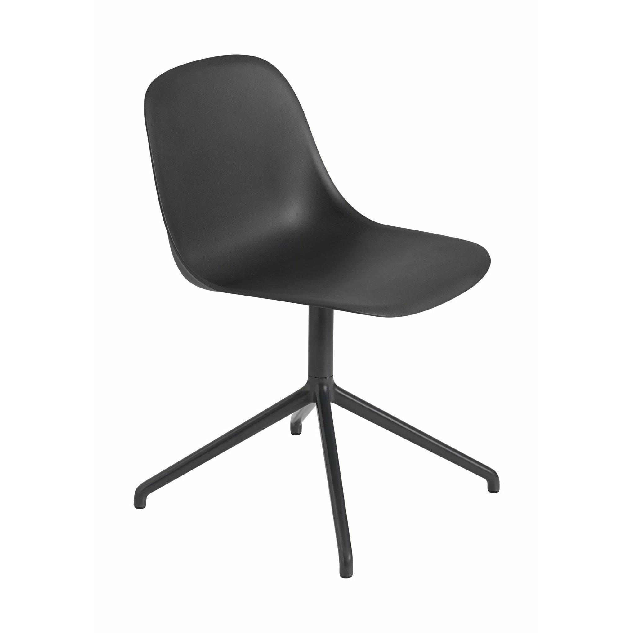 Muuto Fiber Side Chair aus recyceltem Kunststoff drehbar, schwarz/schwarz
