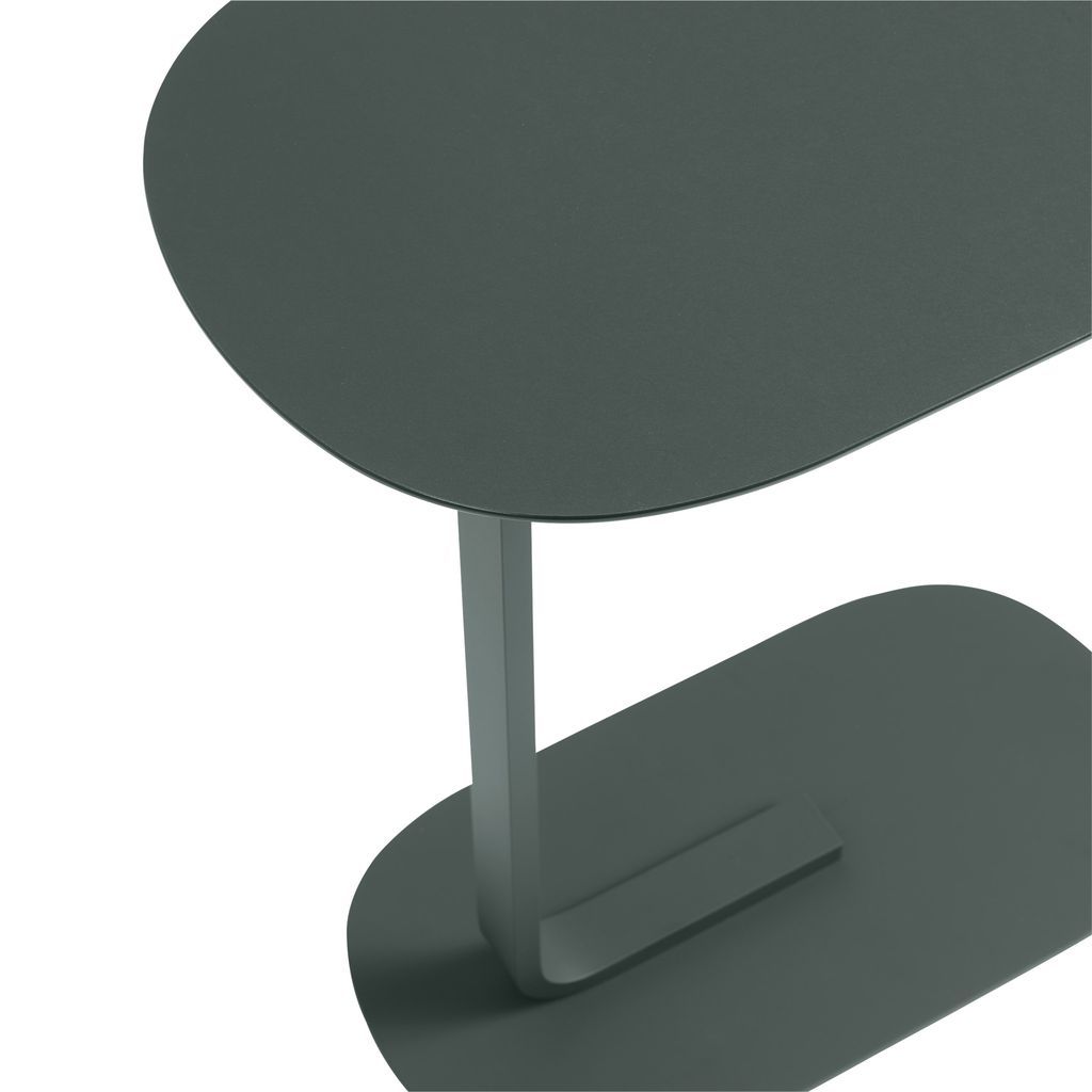 Muuto Reliez la table d'appoint H 60,5 cm, vert foncé
