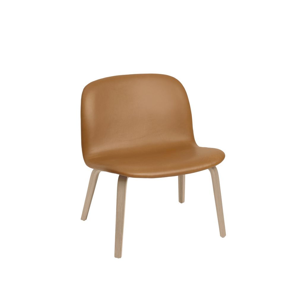 Muuto Visu Lounge Chaise en bois des jambes en bois, en cuir raffine de chêne / cognac