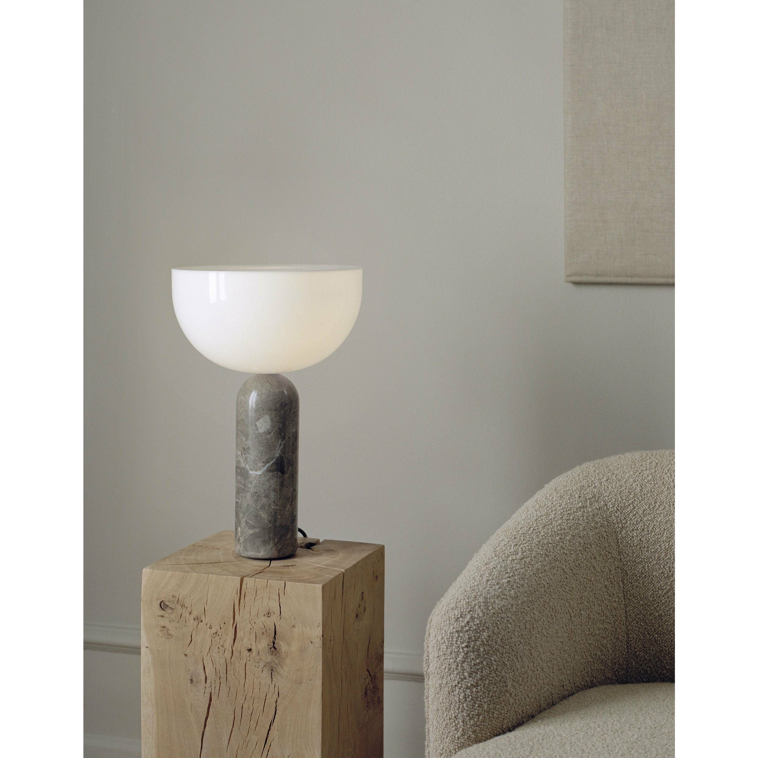 New Works Kizu bordslampa gris du marais marmor, stor