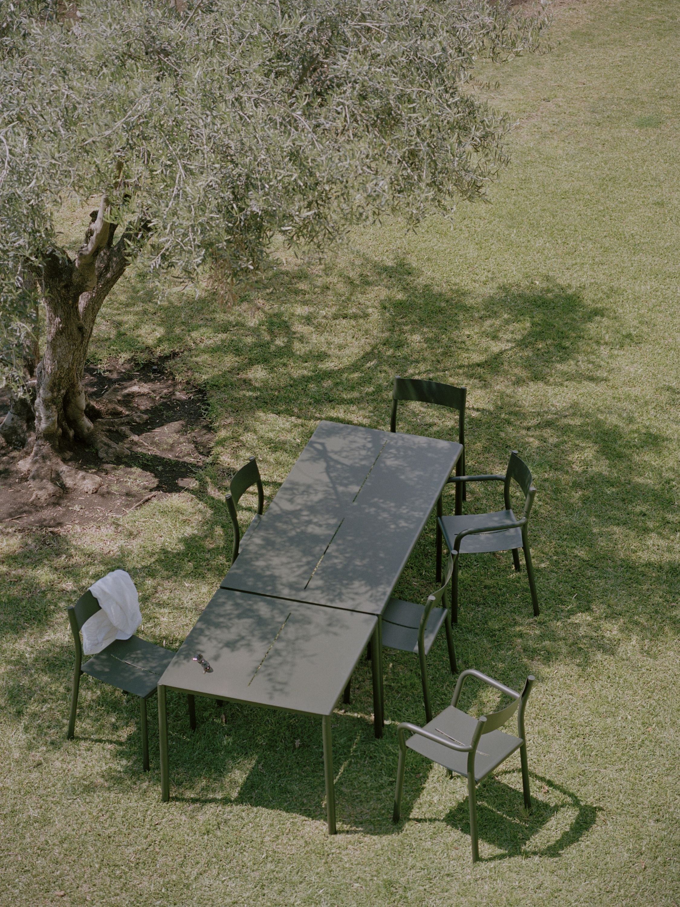 New Works May Table 85 Cm, Dark Green