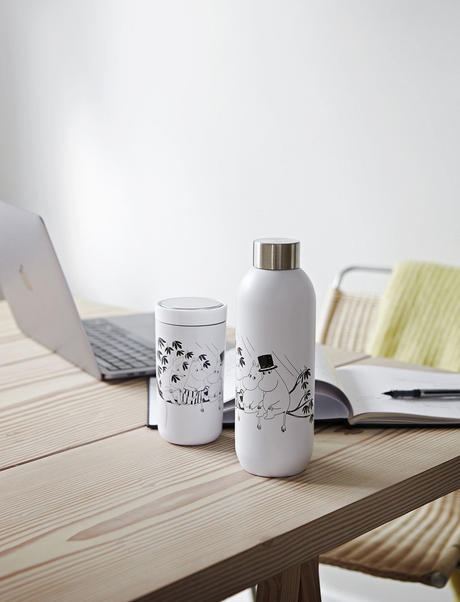 Stelton Gardez une bouteille d'eau froide 0,75 L, Moomin Soft