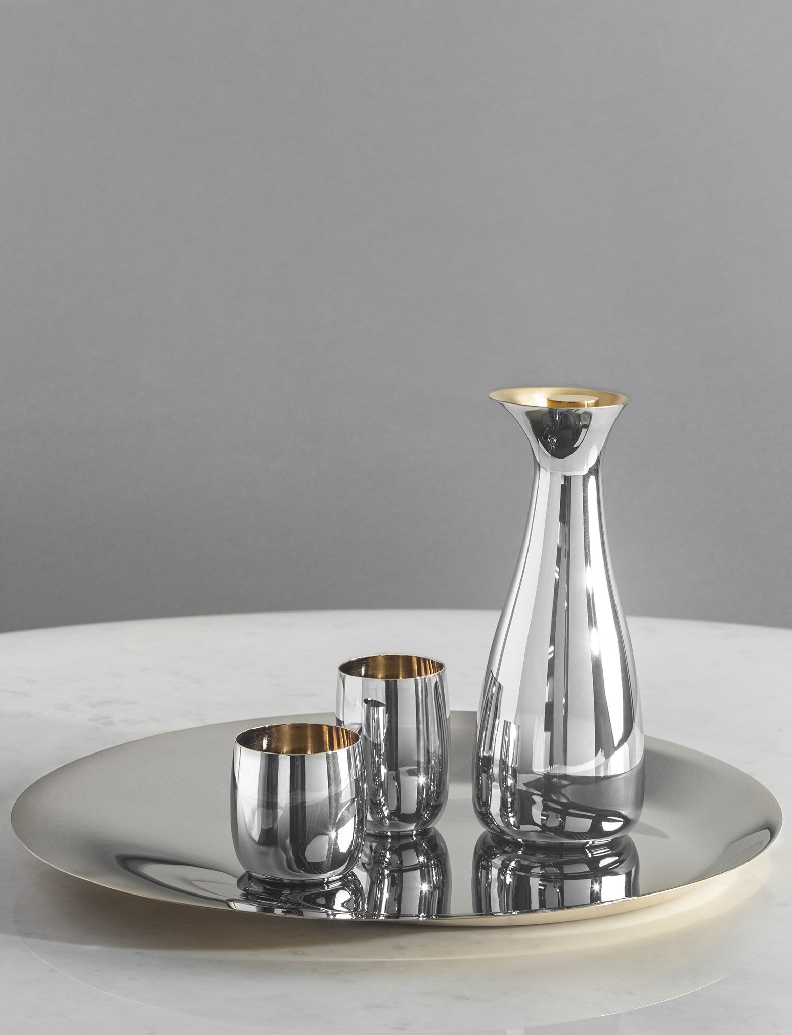 Stelton Norman Foster Carafe met sluiting 1 l, gouden