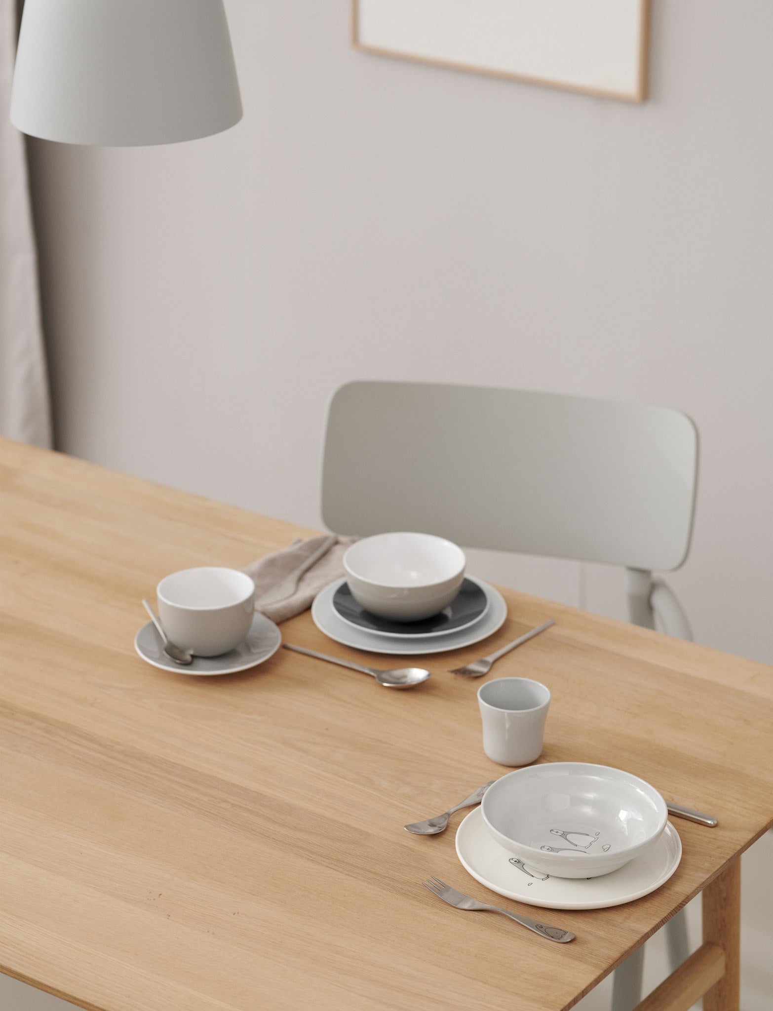 Stelton Pingo儿童餐具与Pingo，灰色