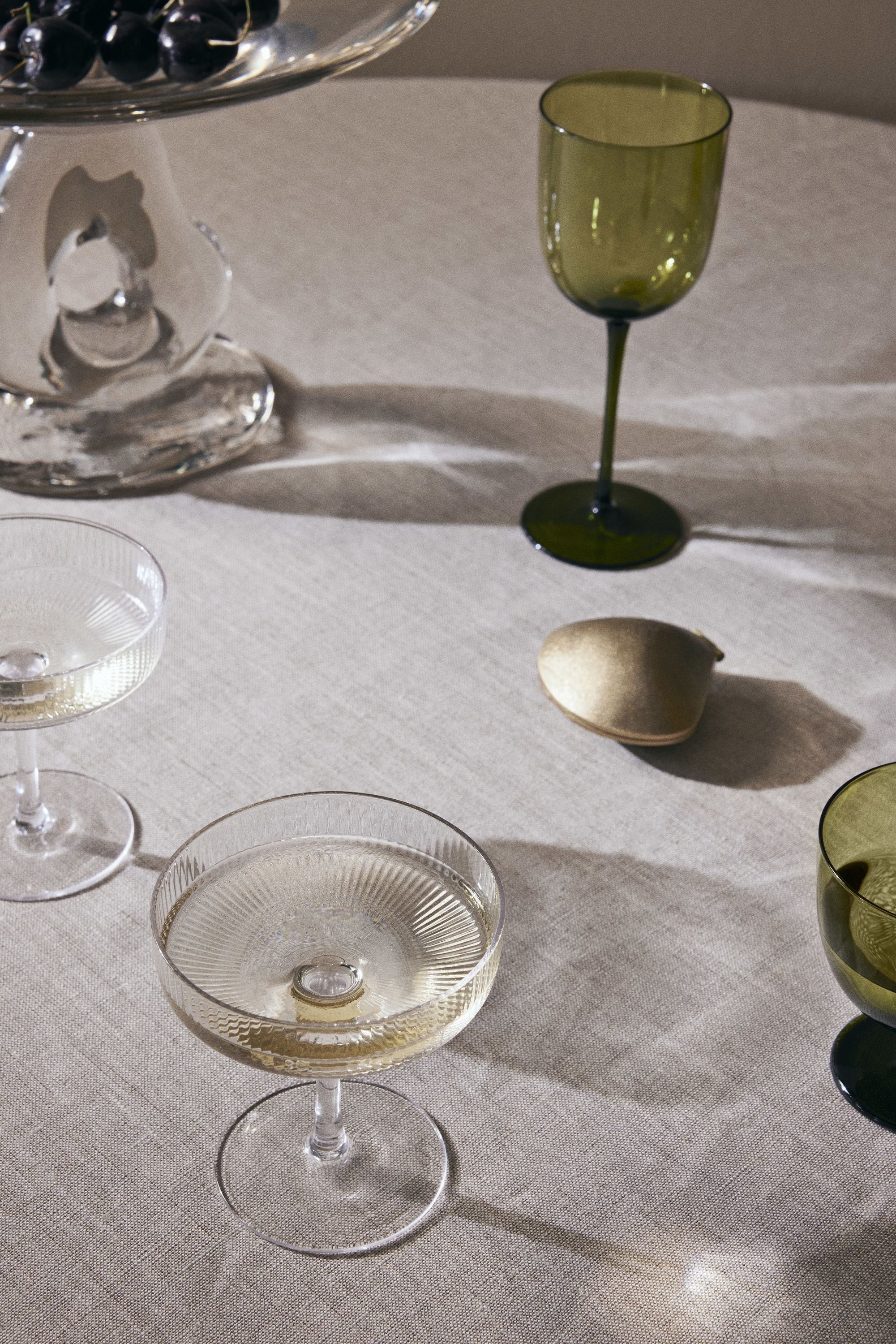 Ferm Living Verres à vin blanc Host 30 cl, lot de 2, vert mousse