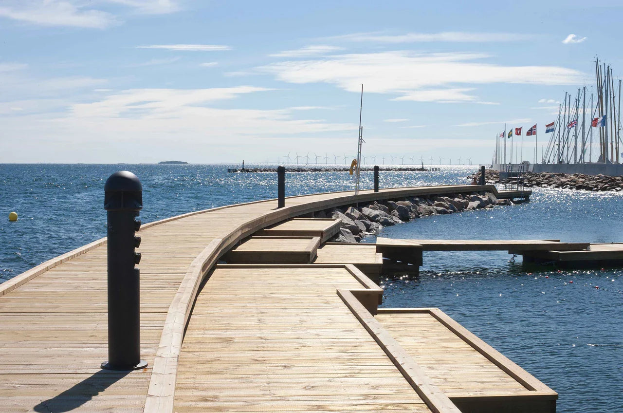 Louis Poulsen Waterfront Bollard Klasse I 570 Lumen Post voor in grondinstallatie, grafietgrijs