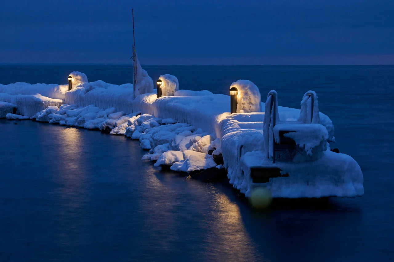 Louis Poulsen Waterfront Bollard Klasse I 570 Lumen Post voor in grondinstallatie, grafietgrijs